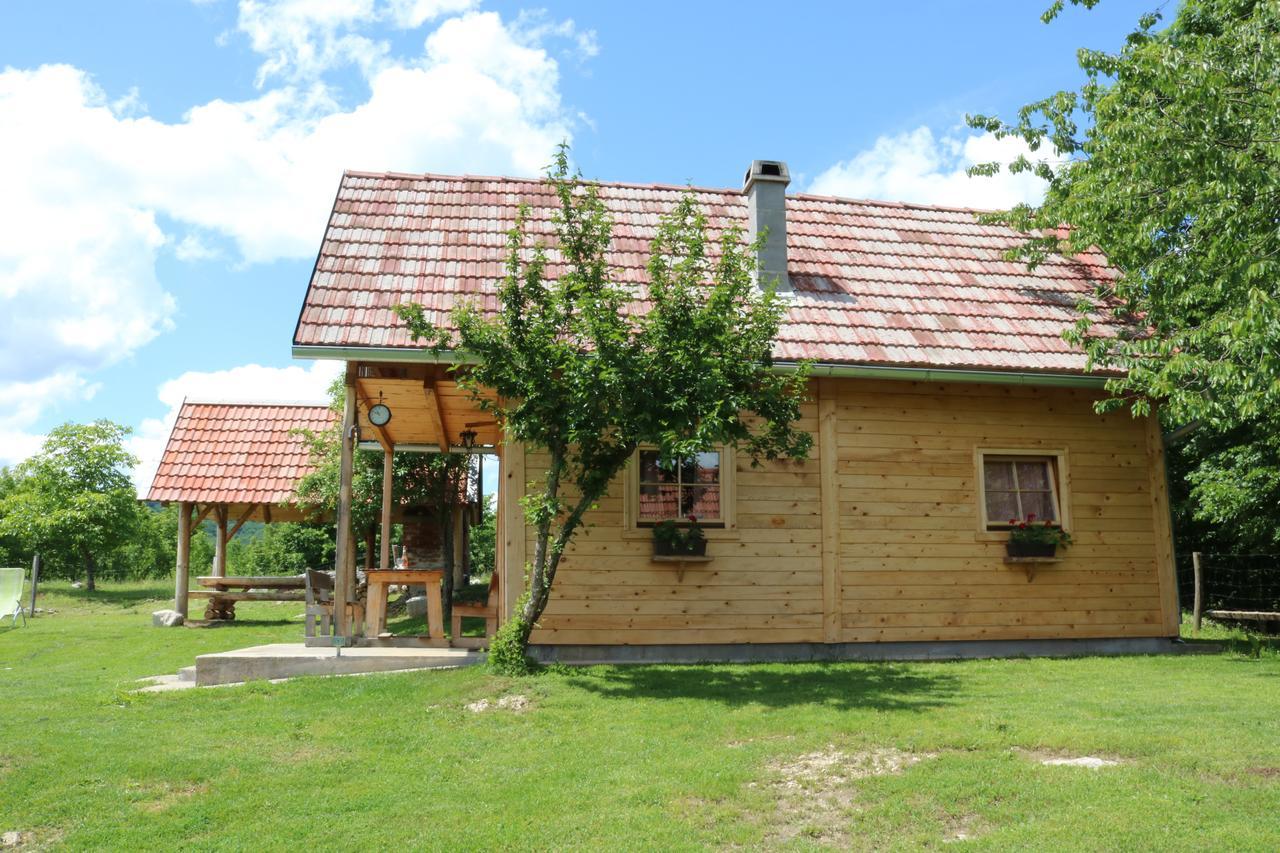 Apartment Iko Rakovica Exterior foto